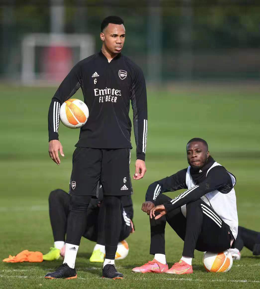 ayx关于今晨外线爆发本菲卡手感冰凉备战德甲，阿森纳主帅复盘备战欧超杯直接炸裂的信息